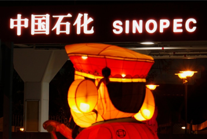 Στα ύψη τα κέρδη της Sinopec