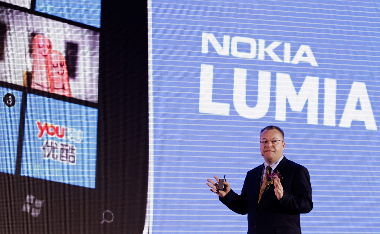 Συμφωνία Microsoft – Nokia ύψους 5,44 δισ. ευρώ ταράζει την αγορά