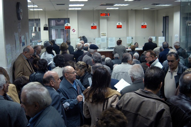 Πόσο κοστίζουν οι συντάξεις του Δημοσίου στην Ελλάδα