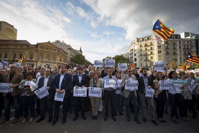 Η ώρα της κρίσης για την Καταλονία