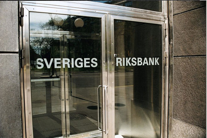 Riksbank: Ιστορική αύξηση του βασικού επιτοκίου κατά 1%, στο 1,75%