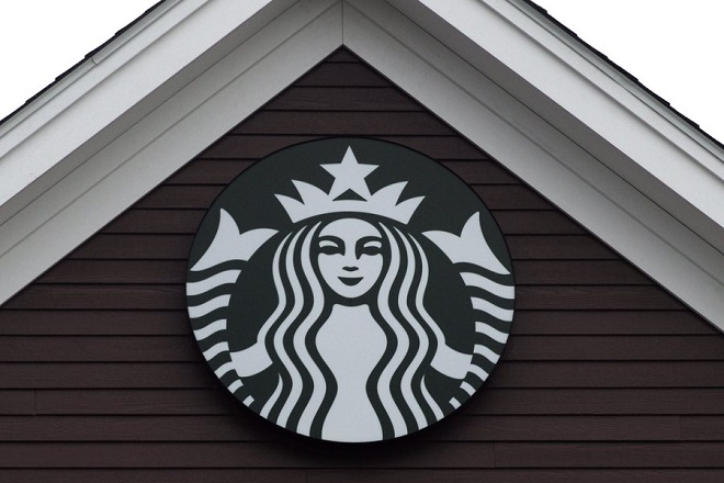 Ο νέος CEO των Starbucks μοιράζεται την καλύτερη επιχειρηματική συμβουλή που έλαβε ποτέ