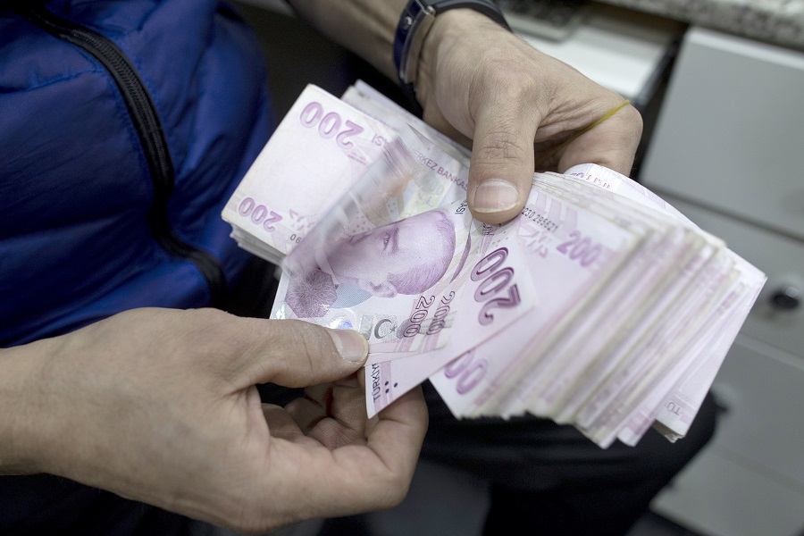 Ο πληθωρισμός «τρέχει» με 80% στην Τουρκία και οι τιμές των τροφίμων έχουν διπλασιαστεί