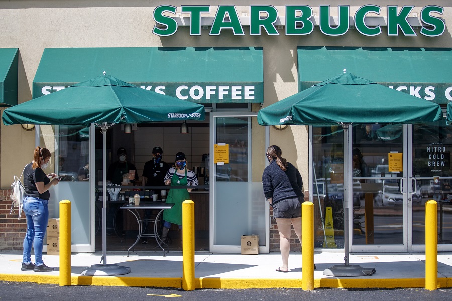 Starbucks: Νέα δεκαετή σύμβαση με τη Μαρινόπουλος  