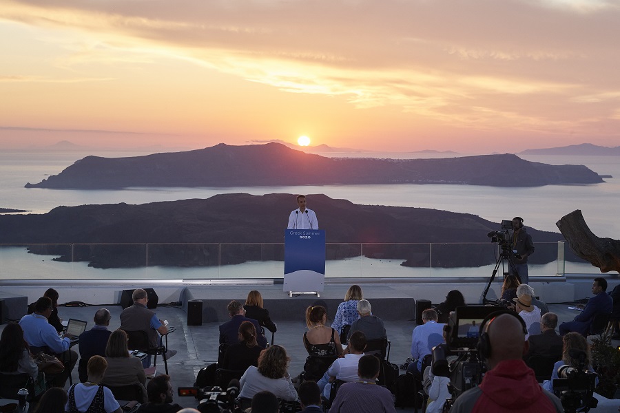 Times: Τα 28 ιδανικά μέρη για διακοπές στην Ελλάδα το 2024