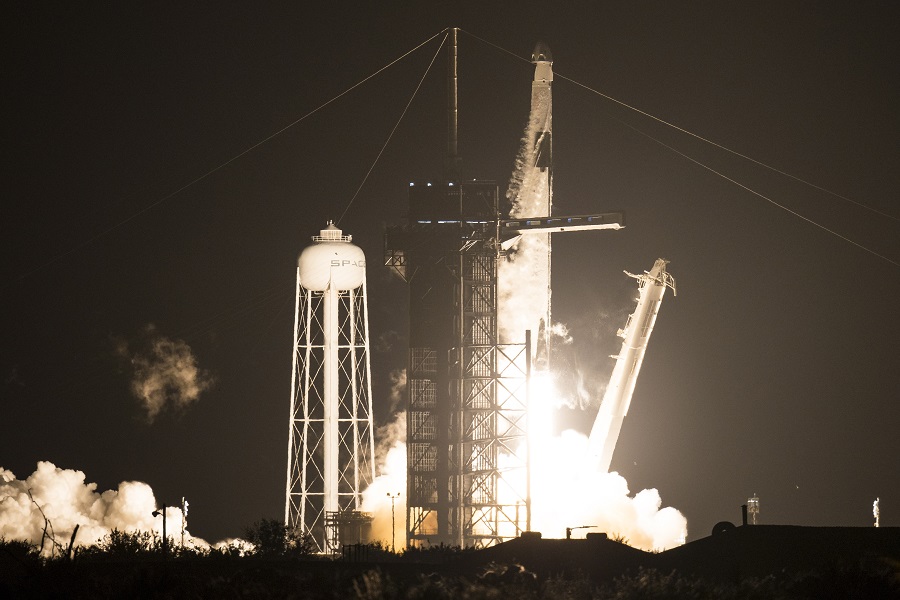 Εντυπωσιακό βίντεο από το ταξίδι του SpaceX με πλήρη ομάδα αστροναυτών