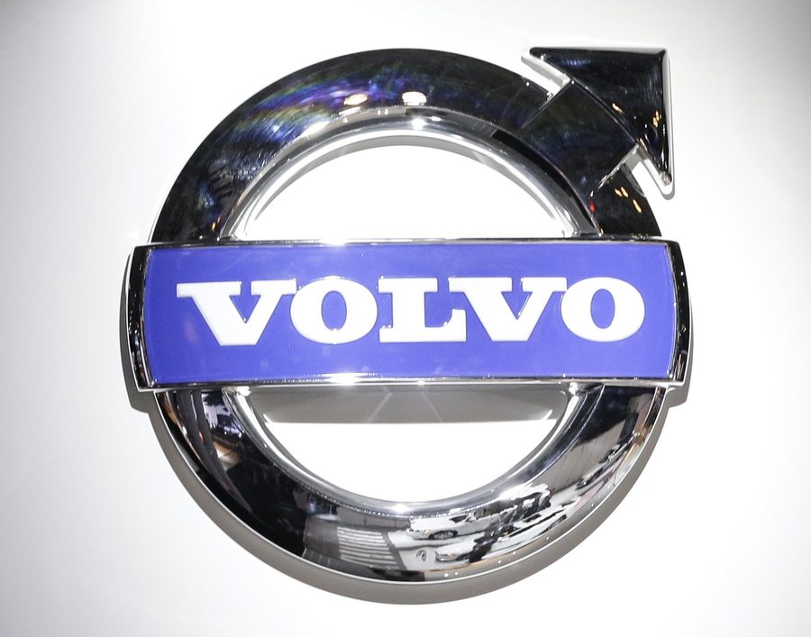 Πτώση στα έσοδα της Volvo, αλλά με αύξηση 17% στo κέρδος των ηλεκτρικών οχημάτων