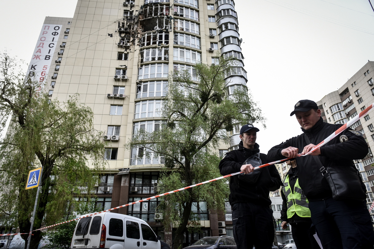 Πόλεμος στην Ουκρανία: Ρωσικές επιθέσεις με drones στο Κίεβο – Σε συναγερμό η αεράμυνα των Ουκρανών (βίντεο)