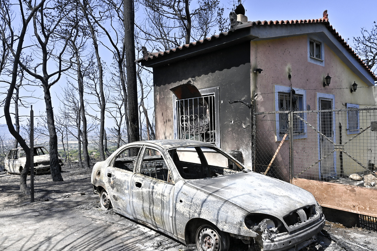 Τα 13 μέτρα στήριξης για τους πυρόπληκτους: Αποζημιώσεις, επιδότηση ενοικίου, αναστολή καταβολής φορολογικών υποχρεώσεων