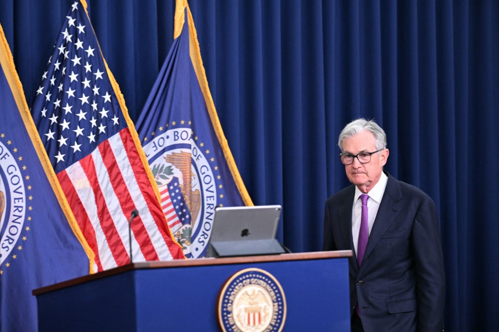 Οι χαμηλές πιθανότητες της Fed να πετύχει ομαλή προσγείωση της οικονομίας