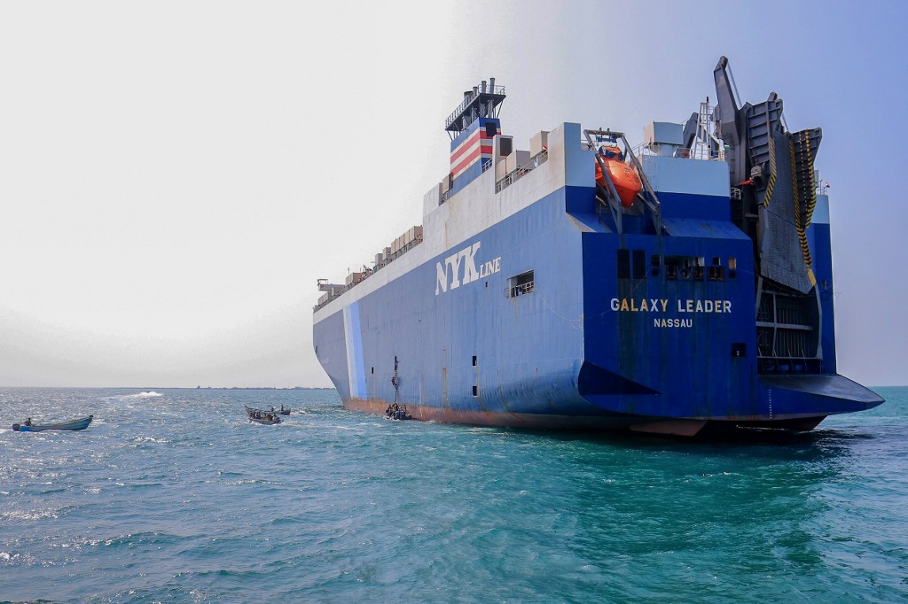Οι Χούθι «ξαναχτύπησαν» εμπορικό πλοίο στην Ερυθρά Θάλασσα