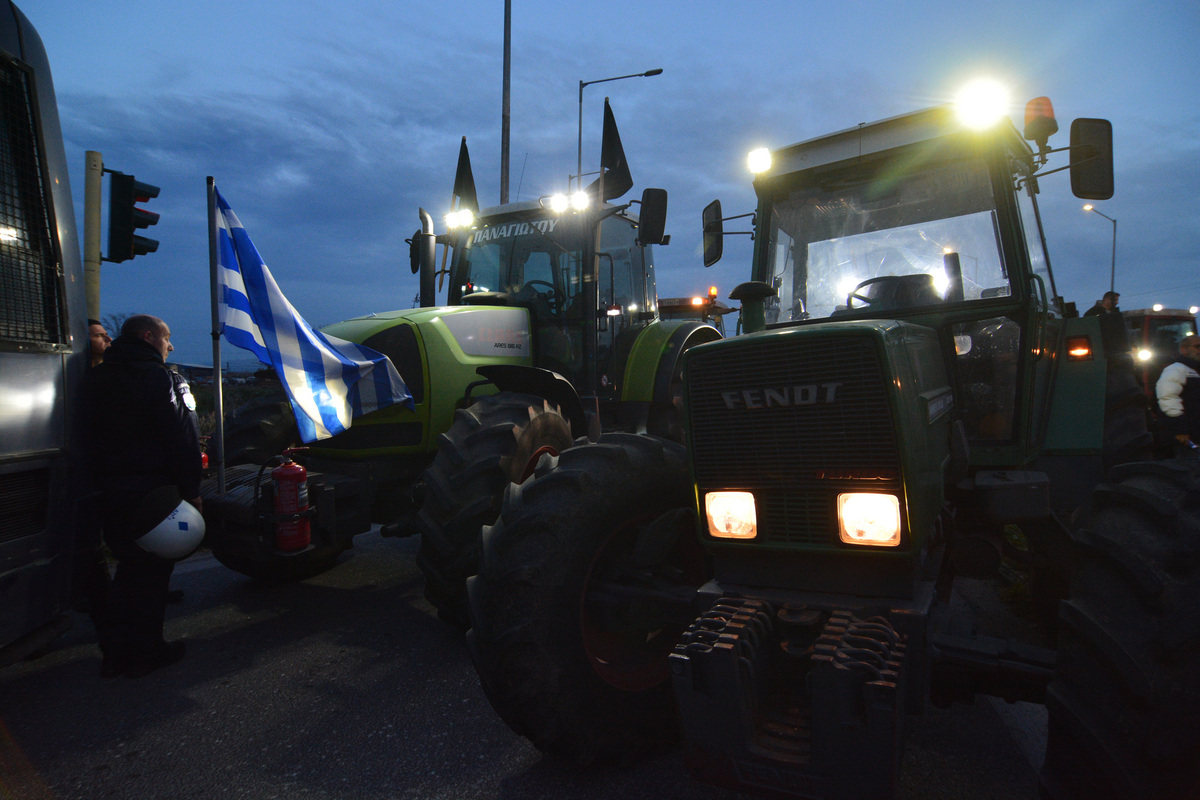 ΥΠΕΝ – Αγροτικό ρεύμα: Αυτά είναι τα μέτρα για τη μείωση των τιμών