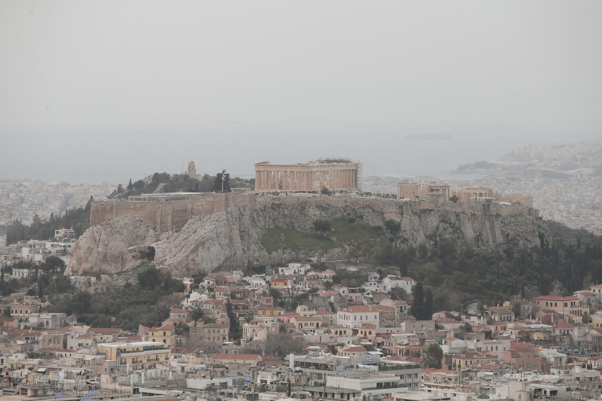 Επιστρέφει η αφρικανική σκόνη – Πού θα «χτυπήσει» 30αρια ο υδράργυρος