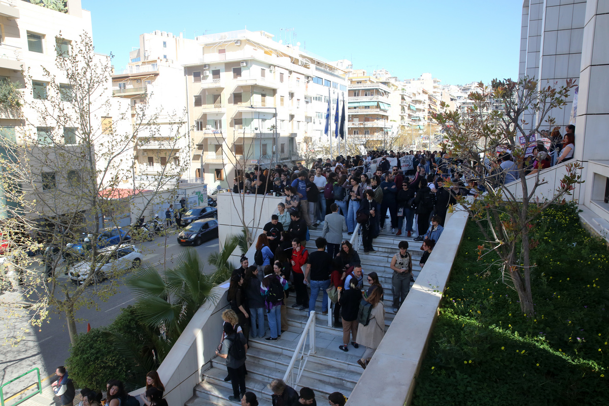 Ισόβια συν 40 χρόνια κάθειρξη στον Ηλία Μίχο αποφάσισε το δικαστήριο