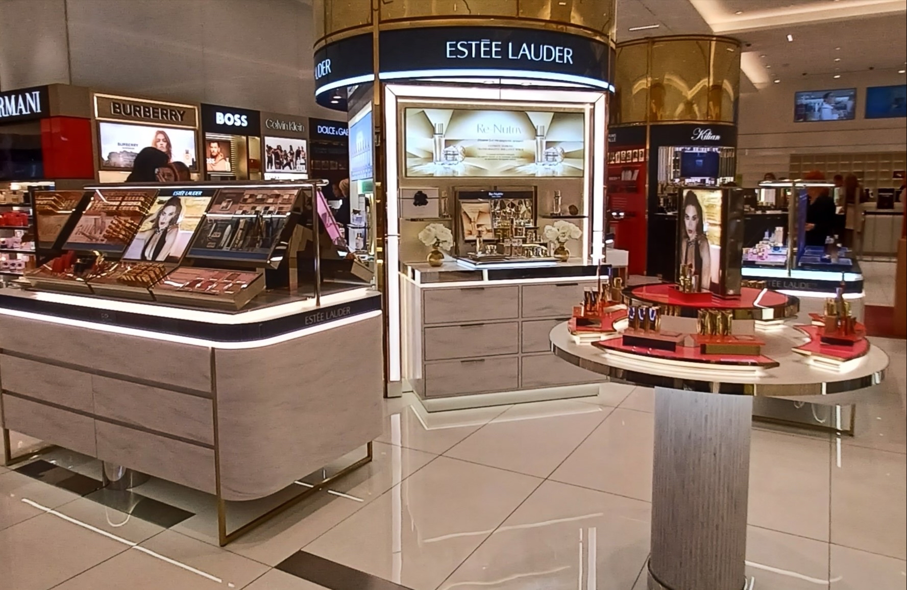 Τέλος εποχής για την Estee Lauder – Αποσύρεται ο CEO μετά από 16 χρόνια