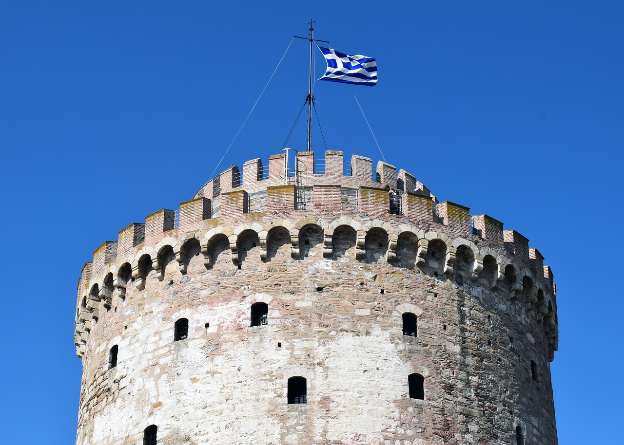 Θεσσαλονίκη: Νεκρός άνδρας που έπεσε από τον Λευκό Πύργο