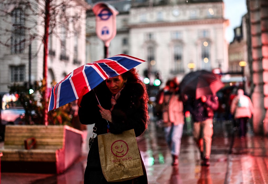 Γραφειοκρατία, κρίση χρέους και Brexit κάνουν δύσκολη τη ζωή στη Βρετανία