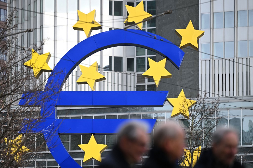 Επιστροφή στην κανονικότητα για τις ελληνικές τράπεζες – Τα μερίσματα μετά το «ναι» της ΕΚΤ