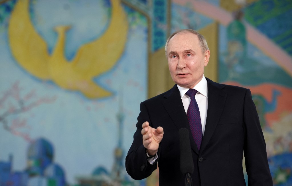 Με αλεξίσφαιρο γιλέκο σε δημόσιες εκδηλώσεις ο Πούτιν – Τι ανησυχεί την FSB