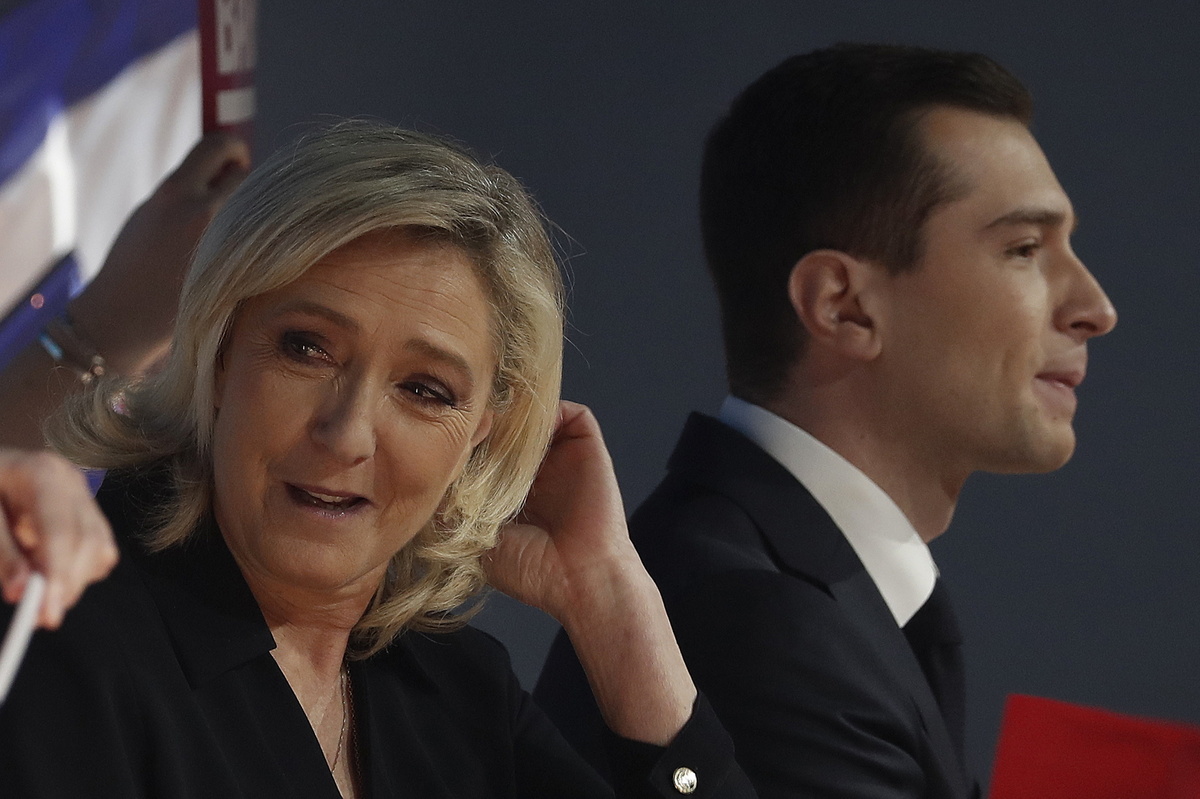 Βουλευτικές εκλογές στη Γαλλία: Φαβορί η Λεπέν – Στο επίκεντρο η αποχή