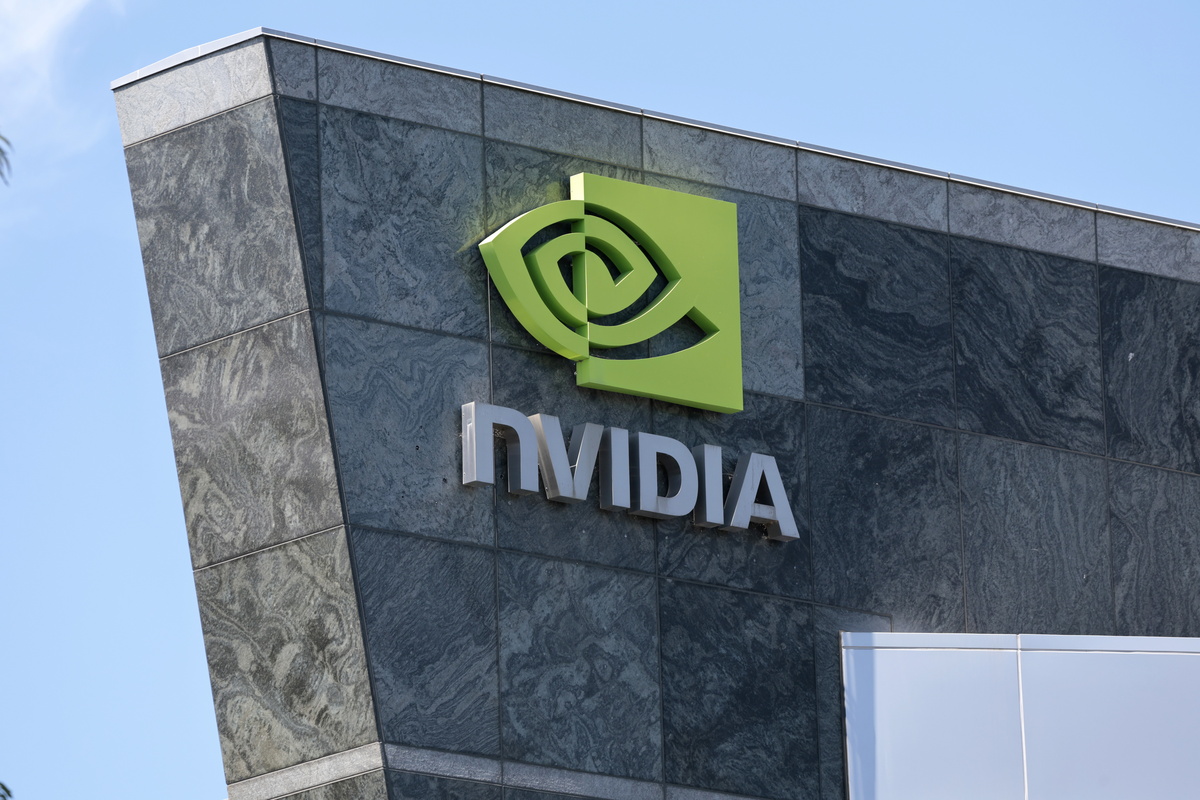 Nvidia: Ετοιμάζουμε καταιγισμό επενδύσεων πολλών δισ. στις ΗΠΑ – Ισχυρή ανταγωνίστρια η Huawei 