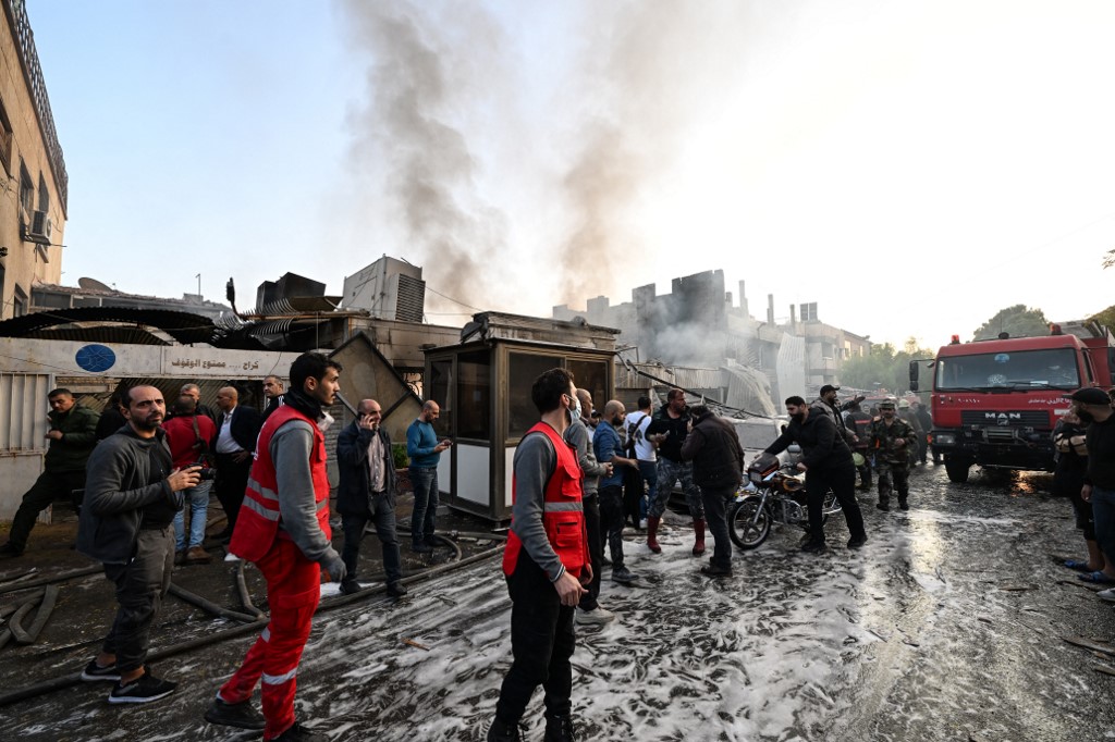 «Φλέγεται» η Μέση Ανατολή: Δεκάδες νεκροί σε αεροπορικές επιδρομές του Ισραήλ σε Συρία, Λίβανο και Γάζα