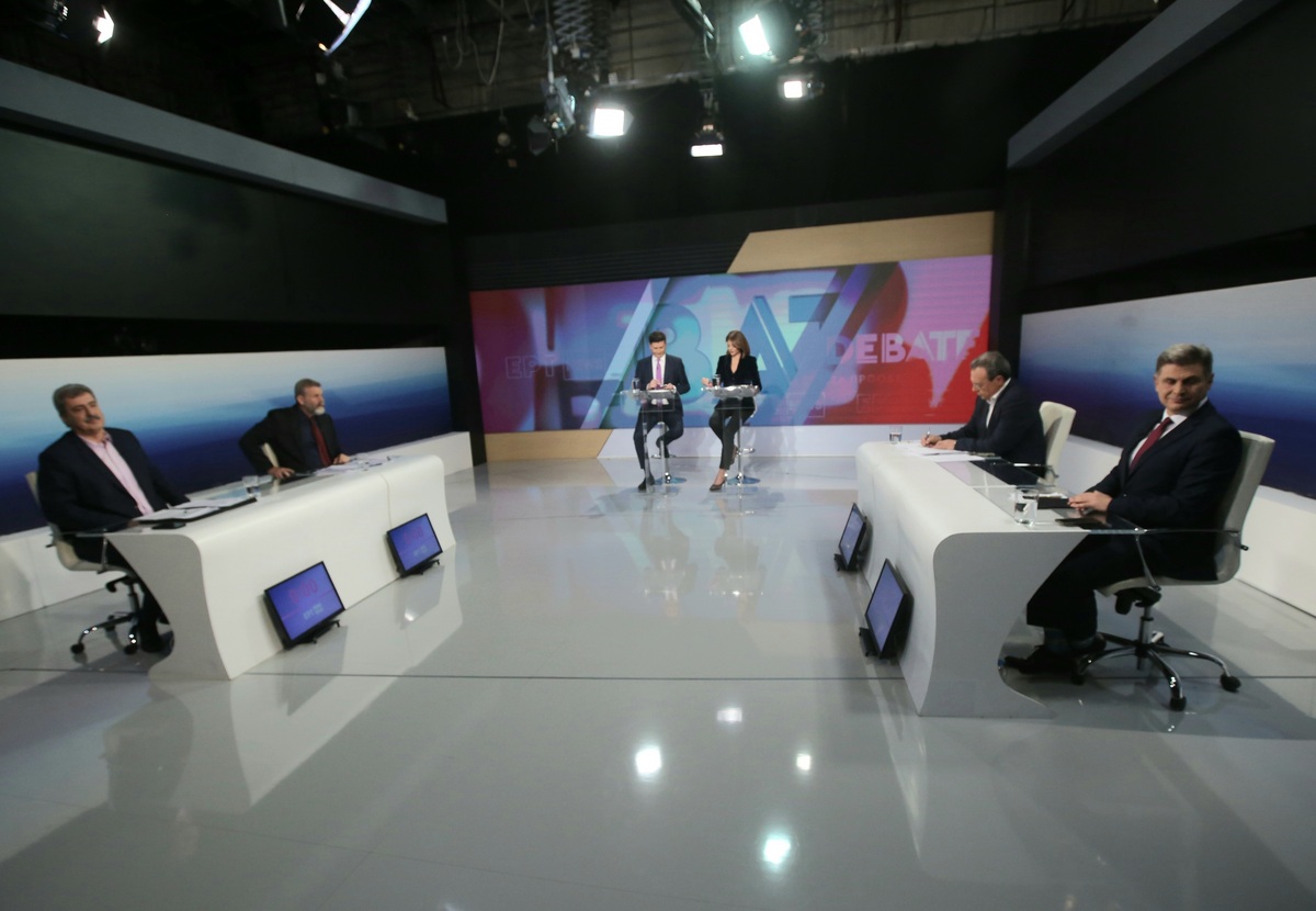 Το debate των 4 για την προεδρία του ΣΥΡΙΖΑ: Οι βολές στον Κασσελάκη, οι εκατέρωθεν αιχμές και οι τοποθετήσεις των υποψηφίων