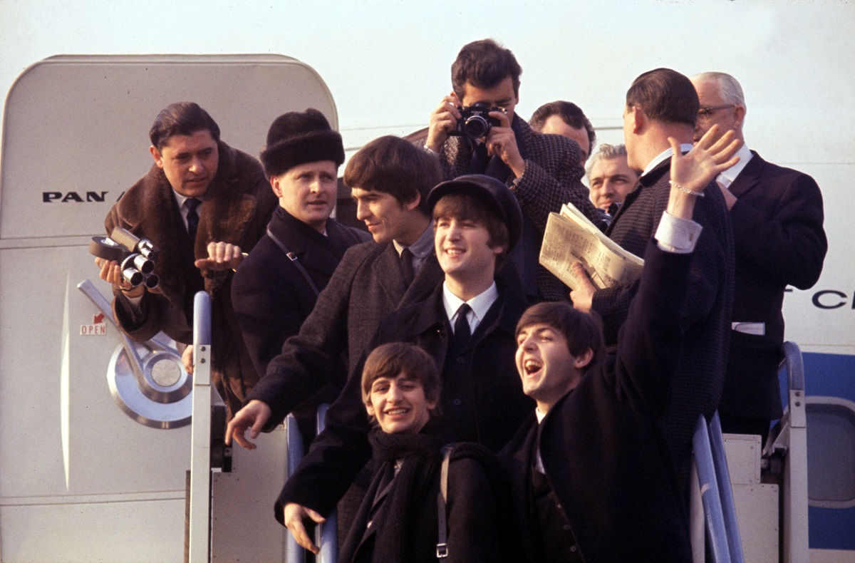 «Beatles ’64»: Το νέο ντοκιμαντέρ που «ρίχνει φως» στην ιστορία του εμβληματικού συγκροτήματος