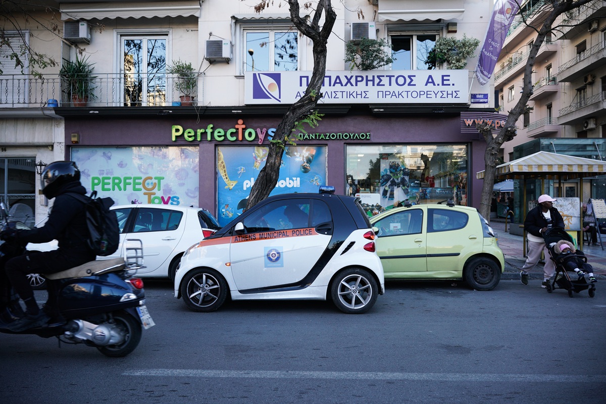 Μέχρι πότε παρατείνεται η δωρεάν στάθμευση ηλεκτρικών οχημάτων