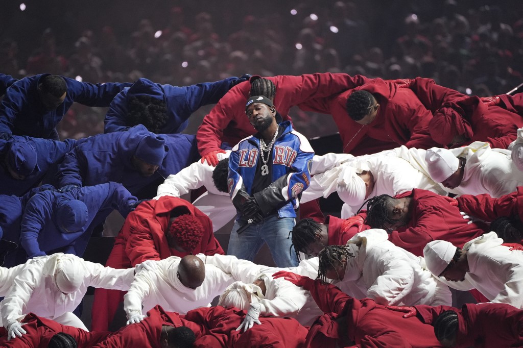 Super Bowl: Το απίθανο Half Time Show του Κέντρικ Λαμάρ και το beef με τον Ντρέικ