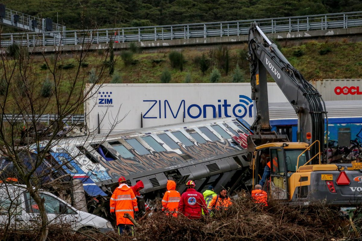 Τέμπη: Πώς ερμηνεύει το Πανεπιστήμιο Γάνδης τις φλόγες μετά τη σύγκρουση