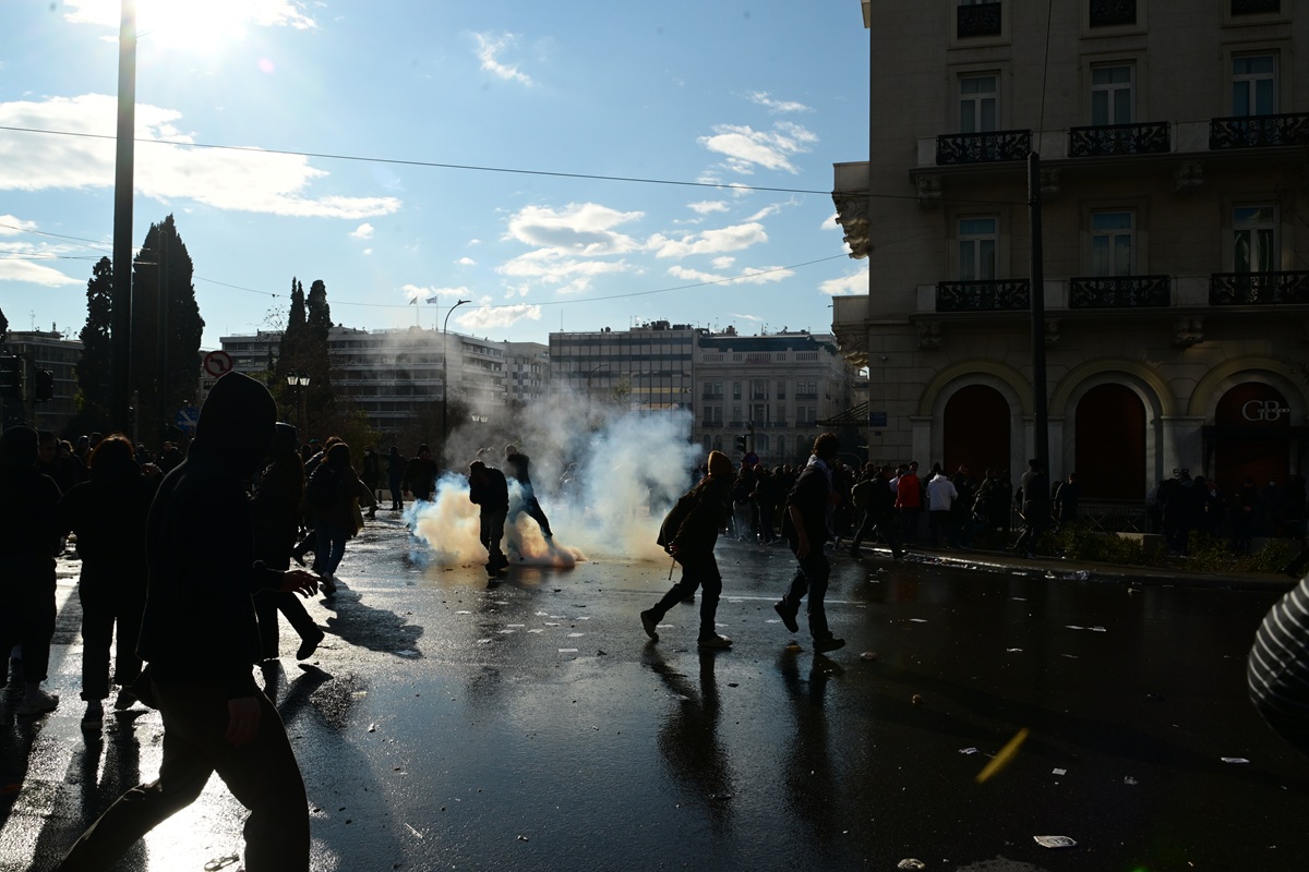 Τέμπη: Το χρονικό των επεισοδίων μετά την μεγάλειώδη συγκέντρωση