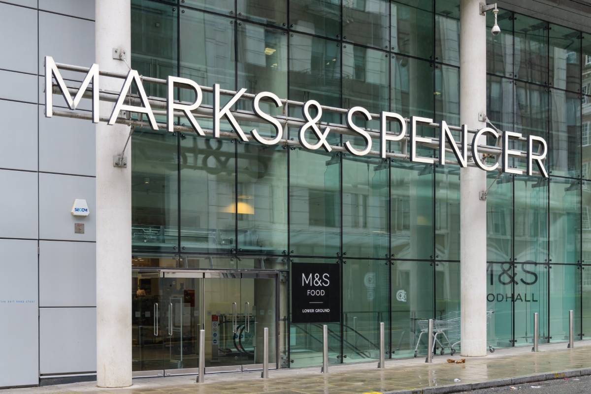 Εκτός Marks & Spencer η οικογένεια Μαρινόπουλου